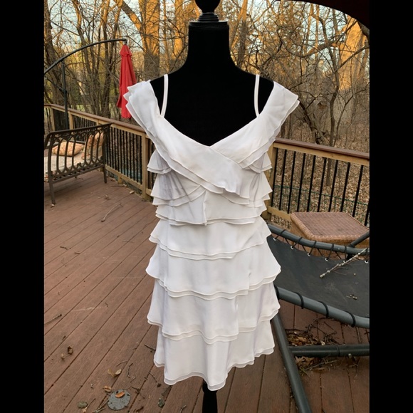 NWT BCBG white ruffle dress - Picture 2 of 9